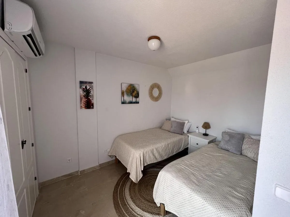 Apartment Lovely Penthouse Casares Costa - 500 Meters From The Beach Bahia de Casares